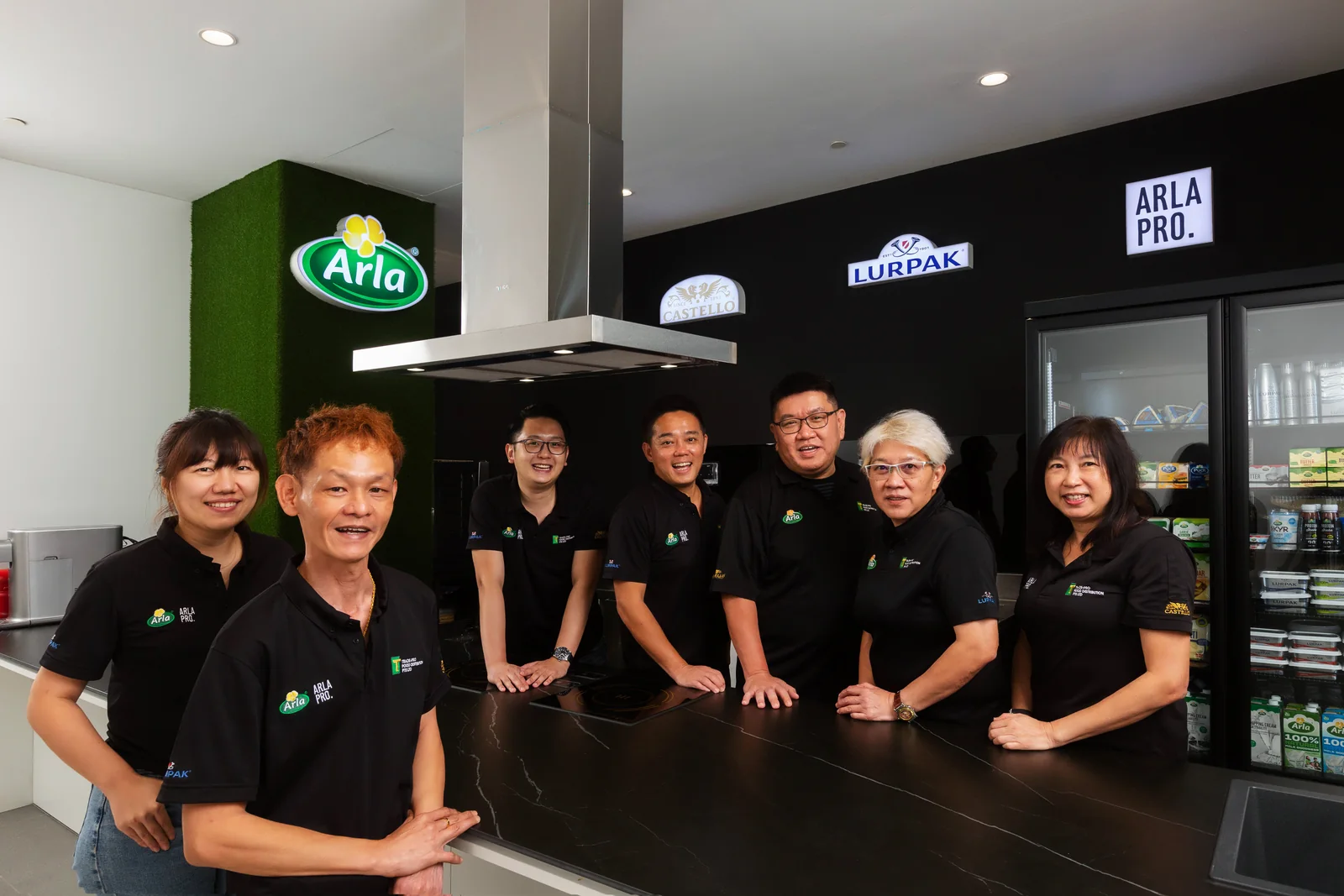 The Trade-Pro Food Distribution team at the Arla Pro demonstration kitchen