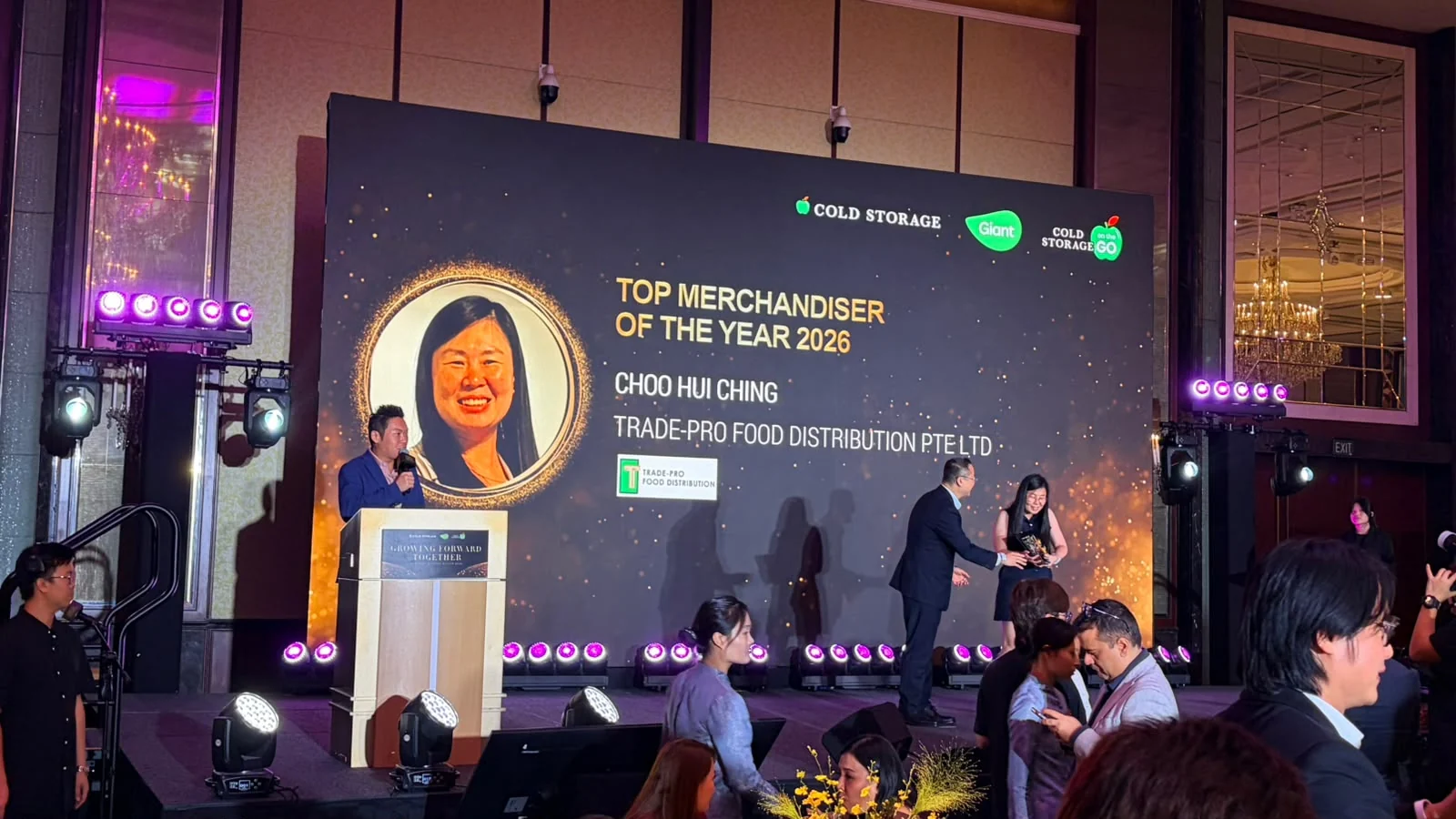 Choo Hui Ching of Trade-Pro Food Distribution receiving the Top Merchandiser of the Year 2026 award at the Cold Storage Partners Awards Dinner
